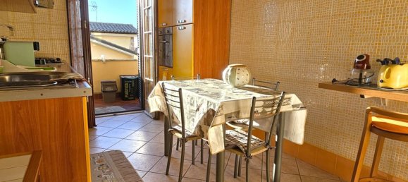 6-salle Villa à Guidonia Montecelio, Italy No. 195327 9