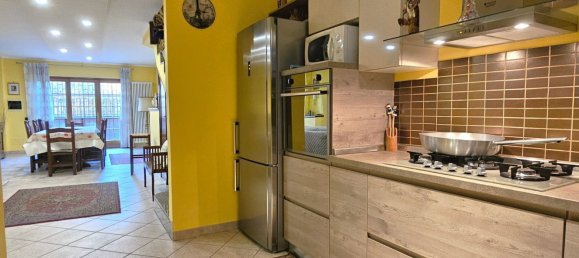 6-salle Villa à Guidonia Montecelio, Italy No. 195327 3