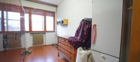 Casa de 8 divisões em San Mauro Pascoli, Italy N.º 31928 15