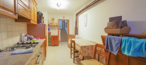 Casa de 8 divisões em San Mauro Pascoli, Italy N.º 31928 6