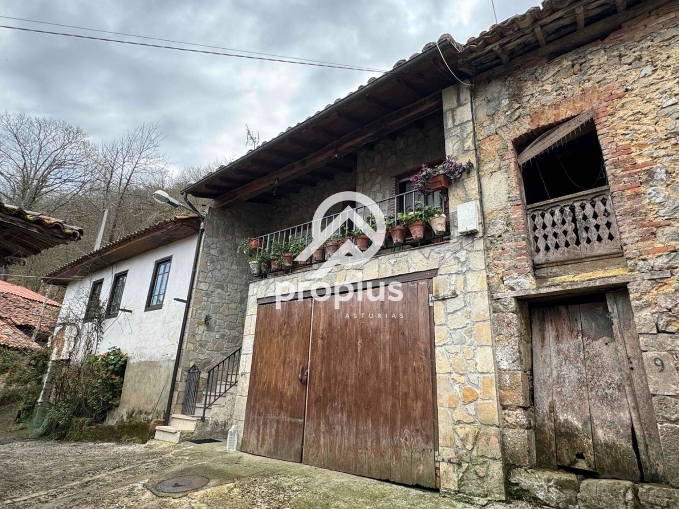 5 bedrooms House in Asturias, Spain No. 187857