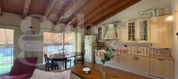 3 Schlafzimmer Wohnung in Pozzaglio ed Uniti, Italy, Nr. 361944 8