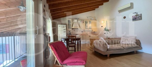 3 Schlafzimmer Wohnung in Pozzaglio ed Uniti, Italy, Nr. 361944 4