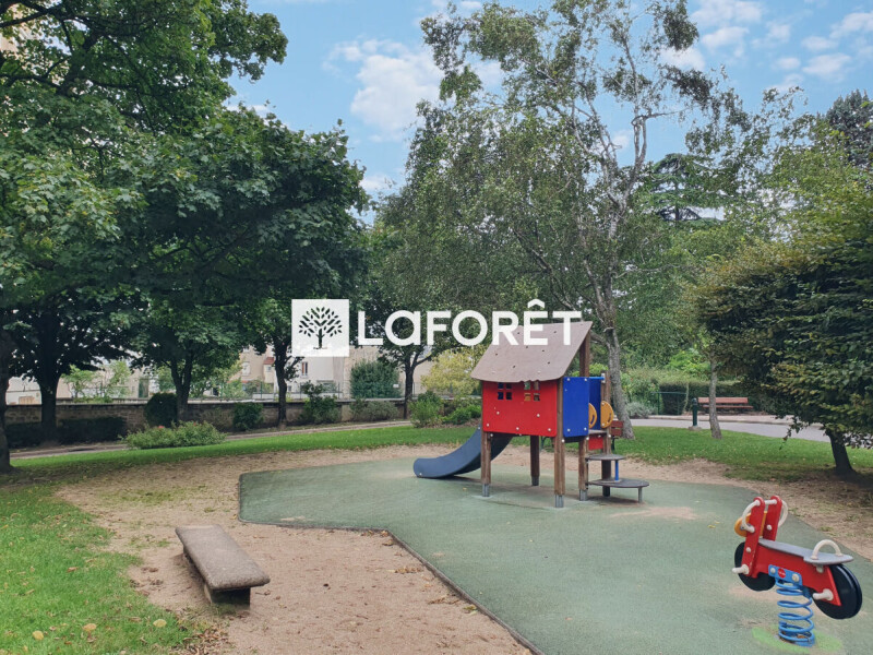 2 غرف نوم شقة في Chatillon, France رقم 163404