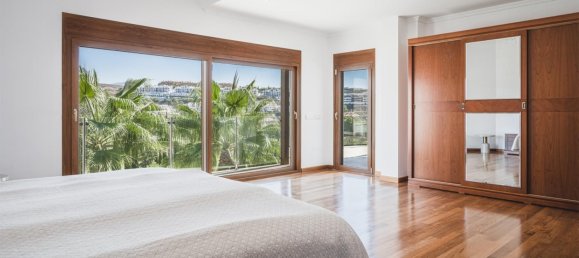 5 bedrooms House in Malaga, Spain No. 90808 9