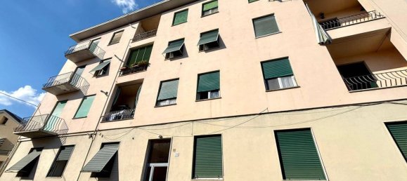 3 rooms Apartment in Alessandria, Italy No. 299543 2