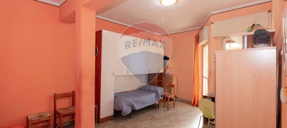 3غرفة شقة في Catania, Italy رقم 2459 9