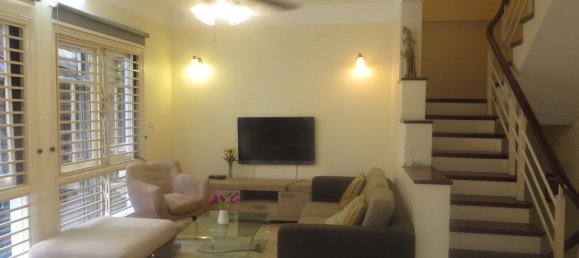 3 bedrooms House in Hoan Kiem, Vietnam No. 3969 2