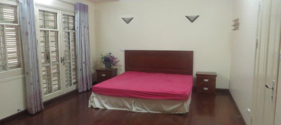 3 bedrooms House in Hoan Kiem, Vietnam No. 3969 9