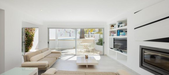 6 bedrooms Villa in Luz, Portugal No. 133225 2