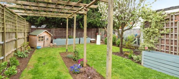 3 bedrooms House in Tonbridge, United Kingdom No. 10676 34