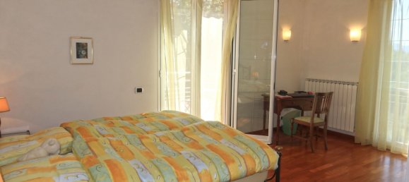 2 bedrooms Villa in Licciana Nardi, Italy No. 271933 32