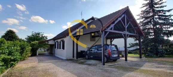 Casa de 3 dormitorios en Saint-Doulchard, France No. 62505 21