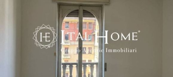 2 bedrooms Apartment in Milan, Italy No. 332133 8
