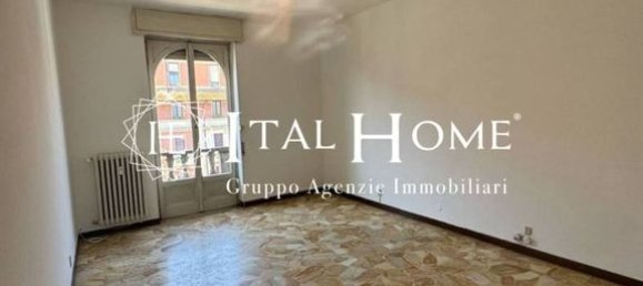 2 bedrooms Apartment in Milan, Italy No. 332133 10