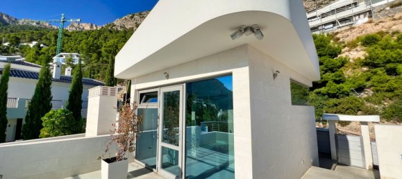 5 bedrooms Villa in Altea, Spain No. 166193 27