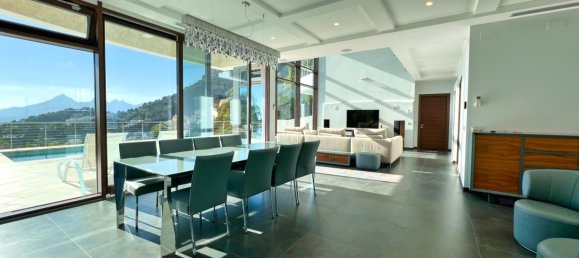 5 bedrooms Villa in Altea, Spain No. 166193 10