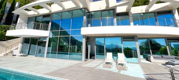 5 bedrooms Villa in Altea, Spain No. 166193 6