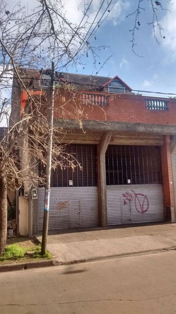 4 bedrooms House in San Miguel, Argentina No. 18875