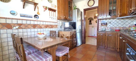 4غرفة شقة في Casoria, Italy رقم 7338 3