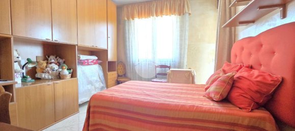 4غرفة شقة في Casoria, Italy رقم 7338 10