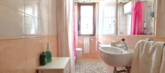 4غرفة شقة في Casoria, Italy رقم 7338 11