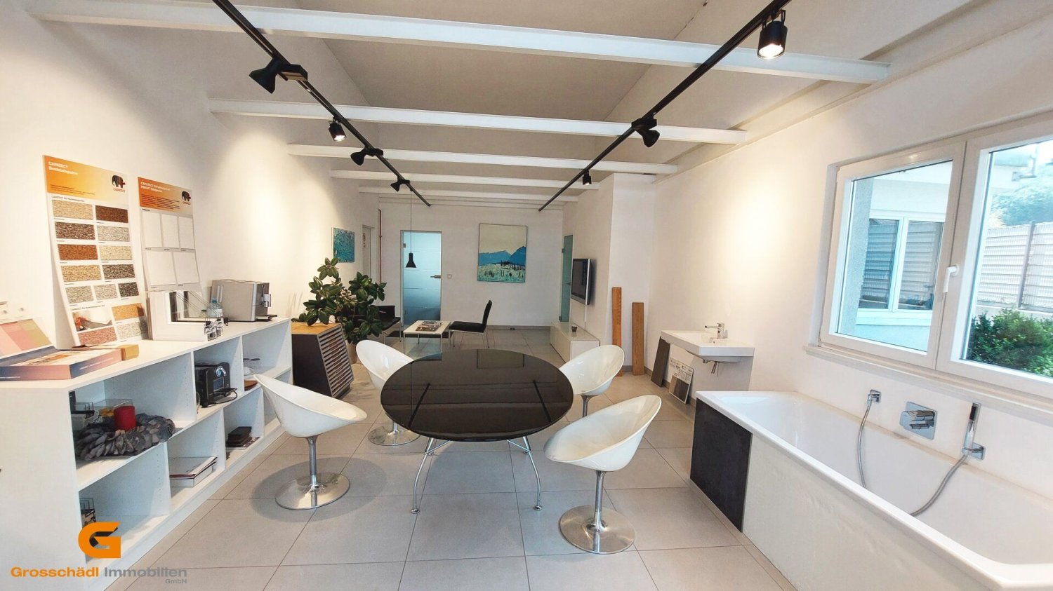 Коммерческая недвижимость 445м² в Хоф бай Зальцбург, Австрия № 129323