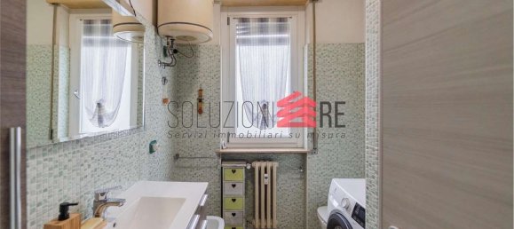 3-salle Appartement à Novara, Italy No. 263869 21