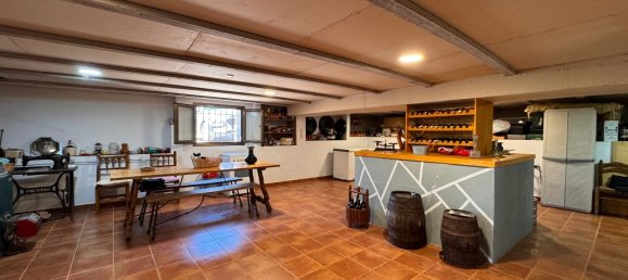 4 bedrooms House in La Tallada D'emporda, Spain No. 27734 11