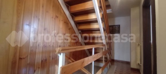 6 rooms House in Rivisondoli, Italy No. 282834 9