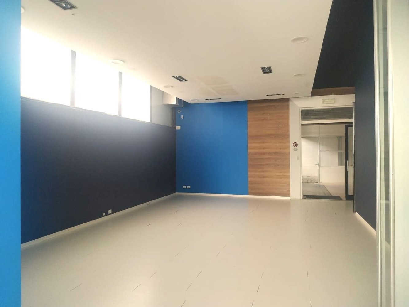 Büro in Udine, Italy 400m², Nr. 339672
