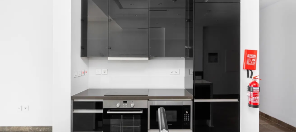 2 bedrooms Apartment in Dubai, UAE No. 21464 6