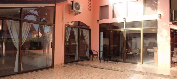 3 bedrooms Cafe / restaurant in Pattaya, Thailand No. 1902 23