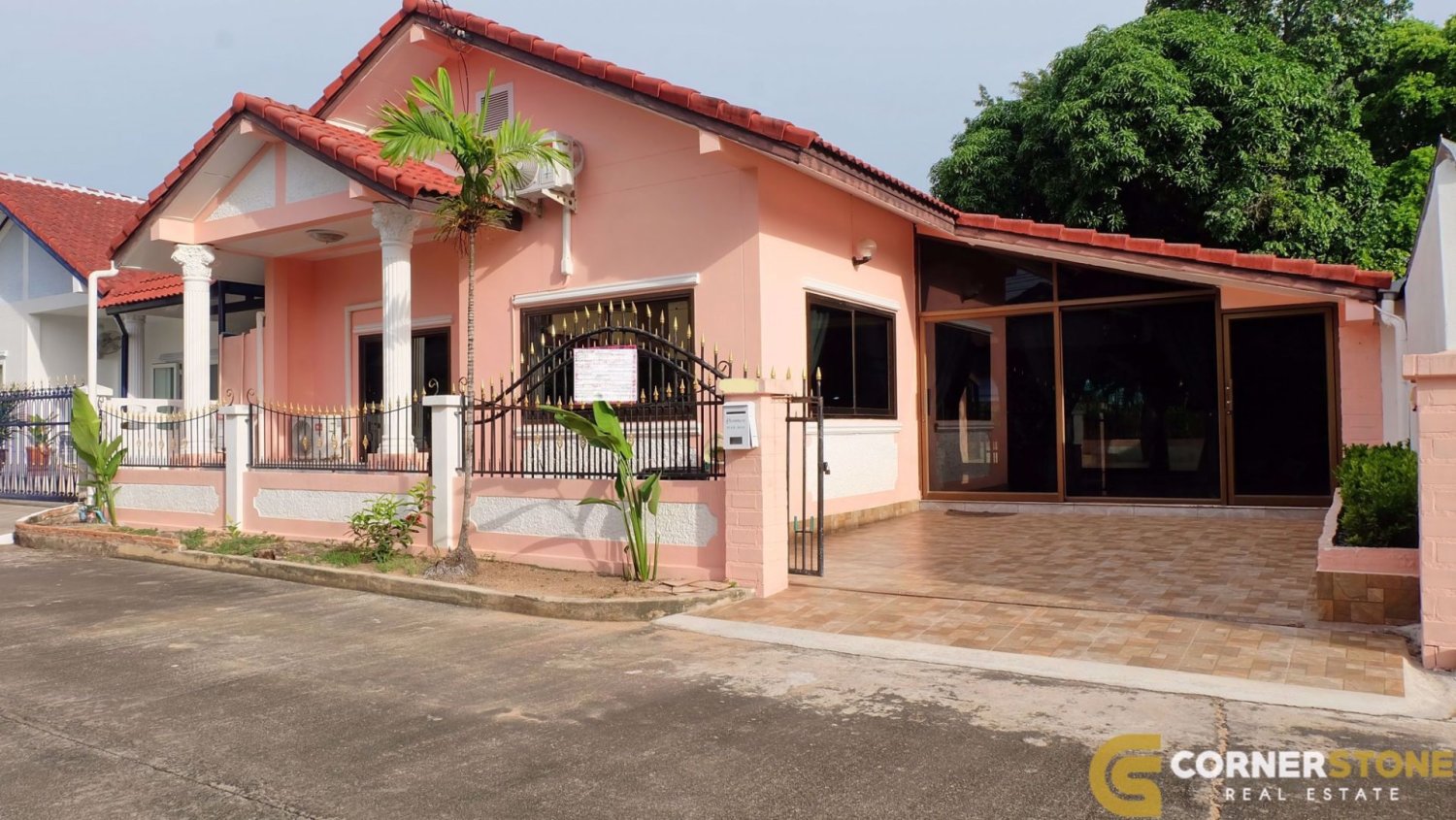 3 bedrooms Cafe / restaurant in Pattaya, Thailand No. 1902