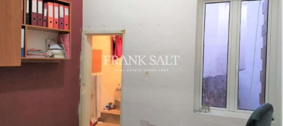 22m² Shop in Birkirkara, Malta No. 12137 4