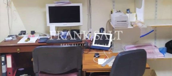 22m² Shop in Birkirkara, Malta No. 12137 5