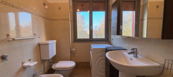 3 rooms Apartment in Carpi, Italy No. 72839 13