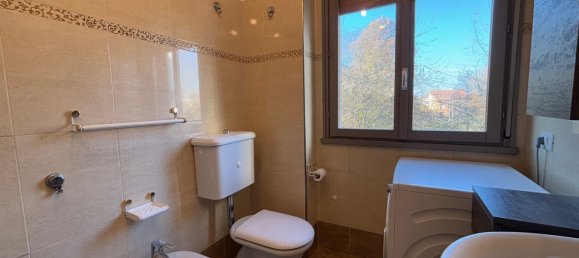 3 rooms Apartment in Carpi, Italy No. 72839 16