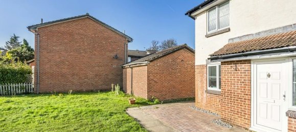 1 Schlafzimmer Gewerbliche Immobilie in Egham, United Kingdom, Nr. 8650 5