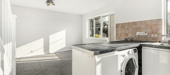 1 Schlafzimmer Gewerbliche Immobilie in Egham, United Kingdom, Nr. 8650 8