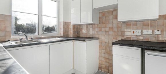 1 Schlafzimmer Gewerbliche Immobilie in Egham, United Kingdom, Nr. 8650 7