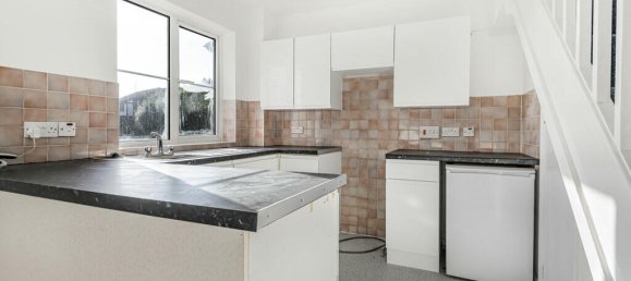 1 Schlafzimmer Gewerbliche Immobilie in Egham, United Kingdom, Nr. 8650 3