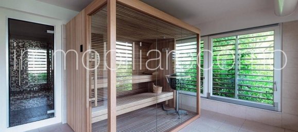 3 bedrooms Penthouse in Faggeto Lario, Italy No. 327773 21