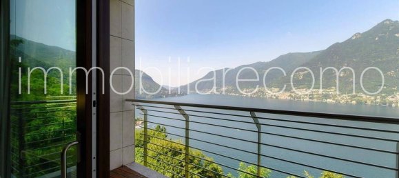 3 bedrooms Penthouse in Faggeto Lario, Italy No. 327773 5