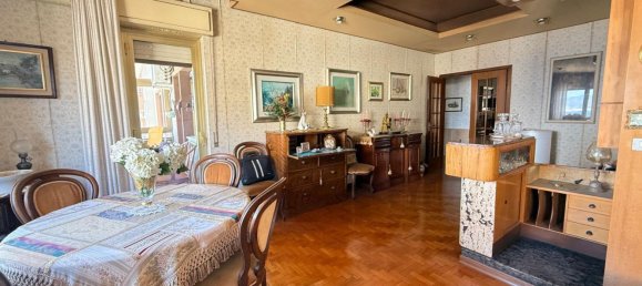 6 bedrooms Apartment in Reggio Calabria, Italy No. 372419 8