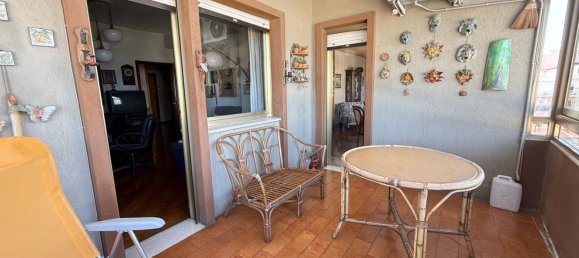 6 bedrooms Apartment in Reggio Calabria, Italy No. 372419 3