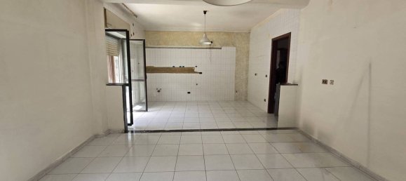 2 غرف نوم شقة في San Nicola la Strada, Italy رقم 117685 14