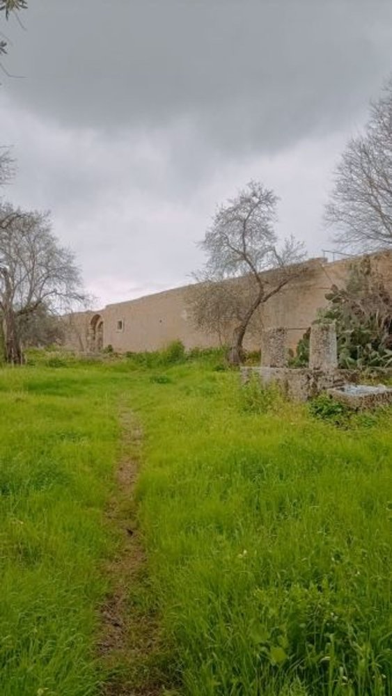 15000m² Land in Floridia, Italy No. 179289