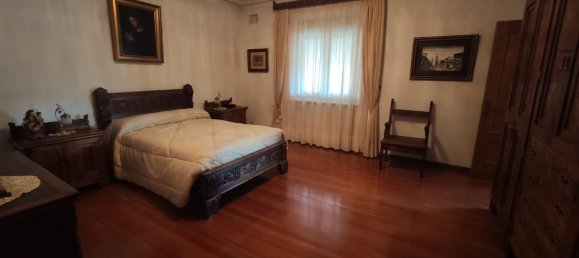 5 bedrooms House in Guardo, Spain No. 80602 13