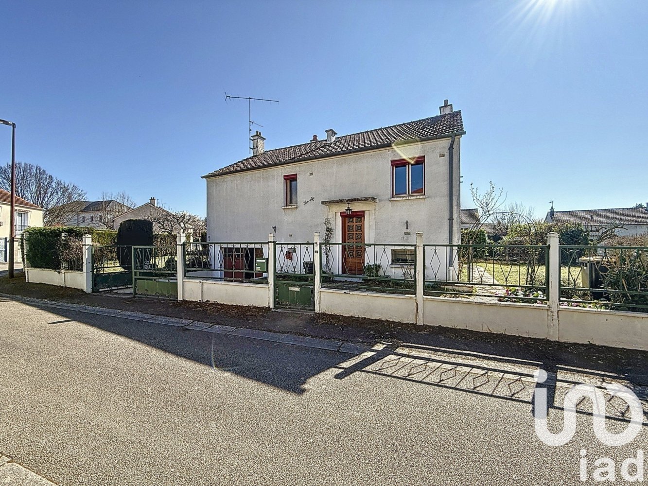 2 bedrooms House in Saint-Georges-sur-Baulche, France No. 59567